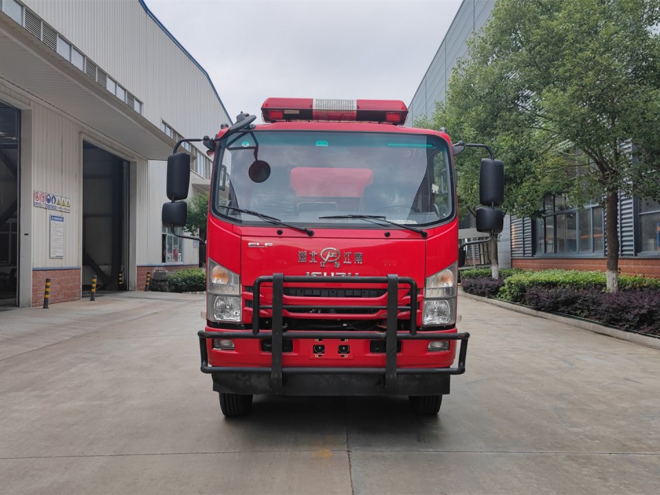慶鈴水罐消防車(chē)（4.5噸）圖片